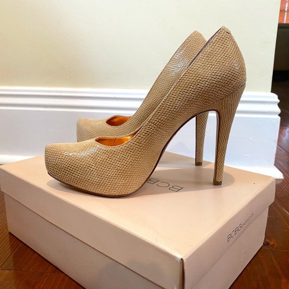 BCBG Parade Snake print heels - Picture 1 of 5